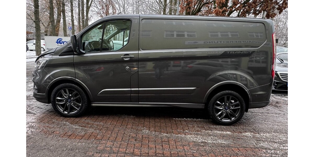 Ford Transit Custom Bus 157.651 km 21.990 &euro; Berlin 10178