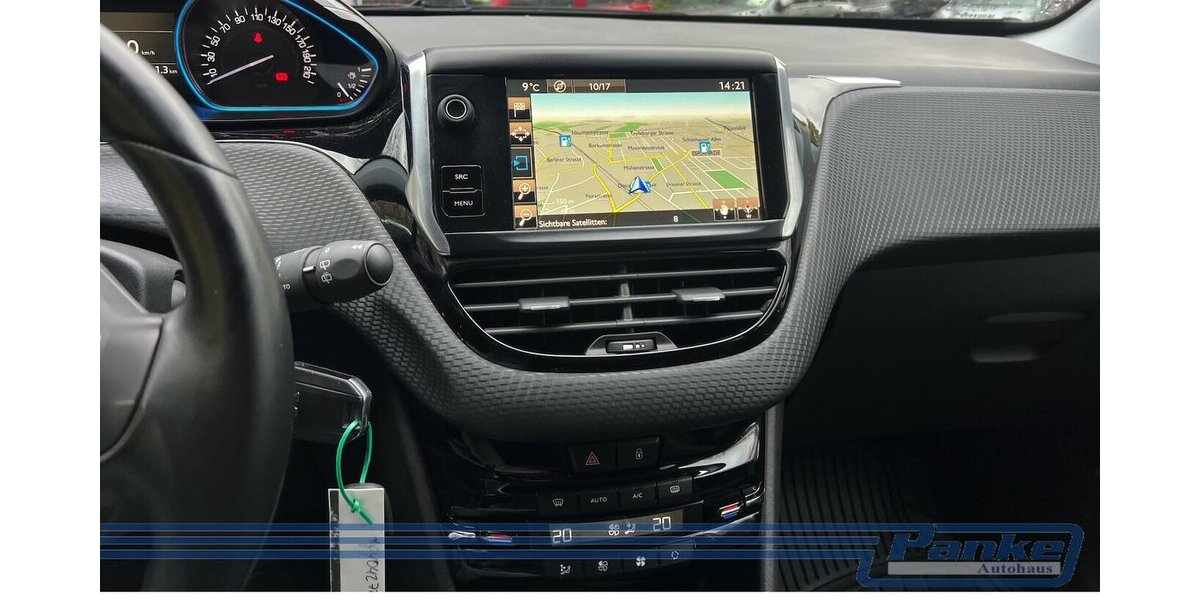 Peugeot 2008 Allure*Navi*PDC*SHZ*Ambiete*1-Hand*Tel. 98.291 km 8.480 &euro; Berlin 13187