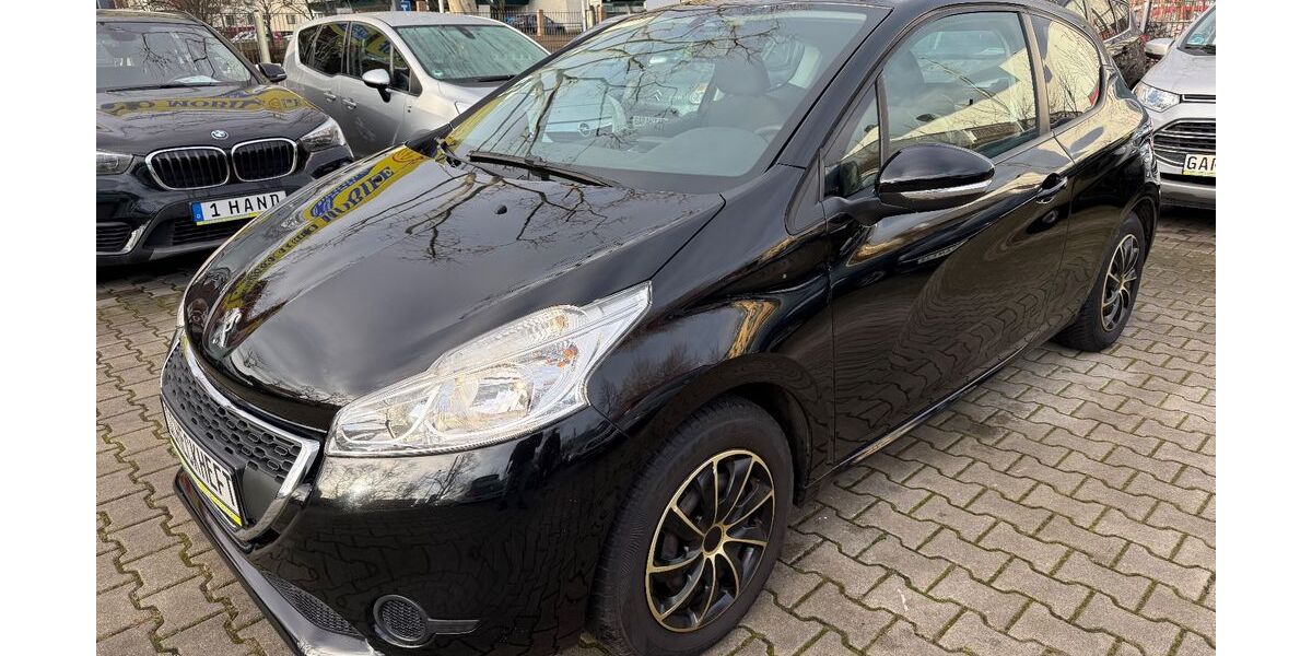Peugeot 208 96.370 km 5.390 &euro; Berlin Wittenau -Reinickendorf 13407