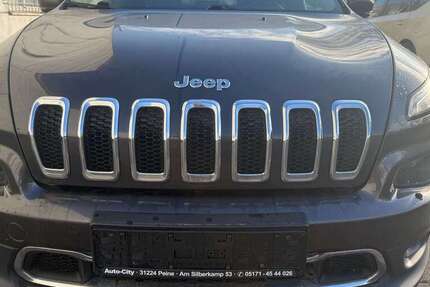 Jeep Cherokee 210.000 km 4.890 &euro; Berlin 12109