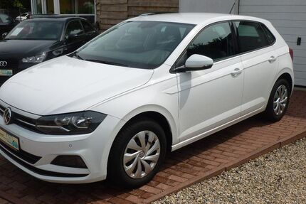 VW Polo 18.729 km 11.990 &euro; Berlin 12683