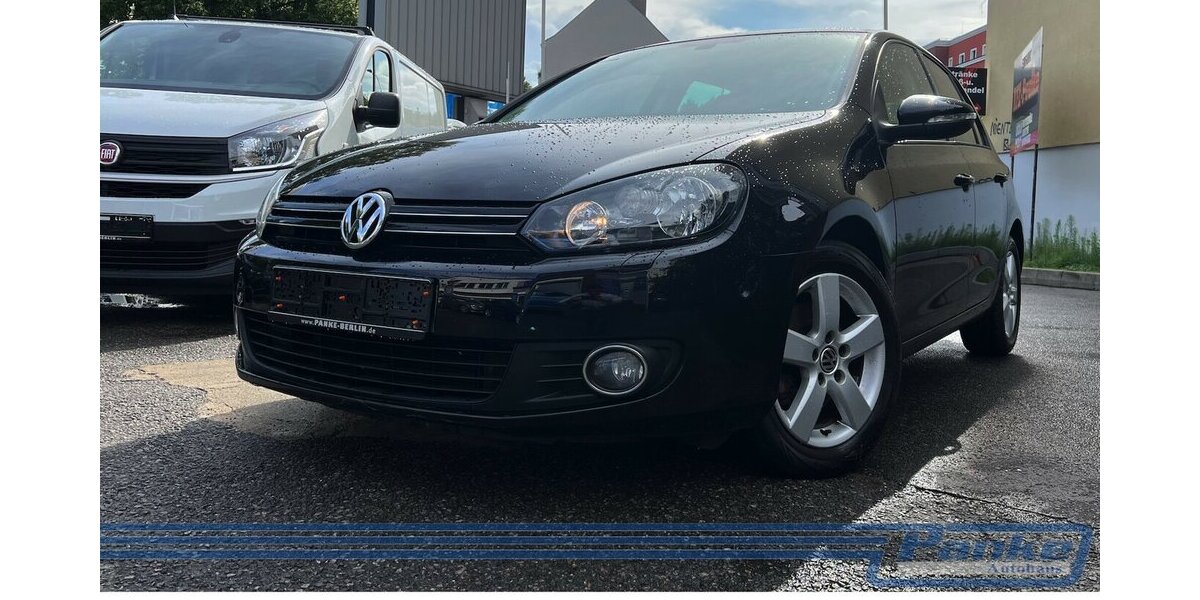VW Golf VI Team Lim*SHZ*Klima*PDC*Tempo* 206.982 km 4.990 &euro; Berlin 13187
