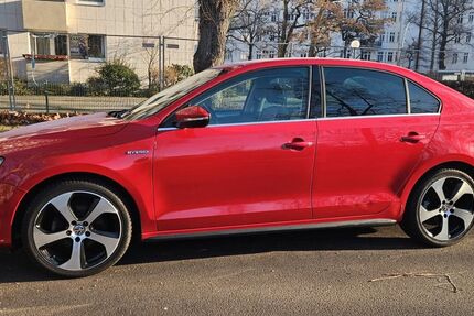 VW Jetta 123.000 km 7.800 &euro; Berlin 14193