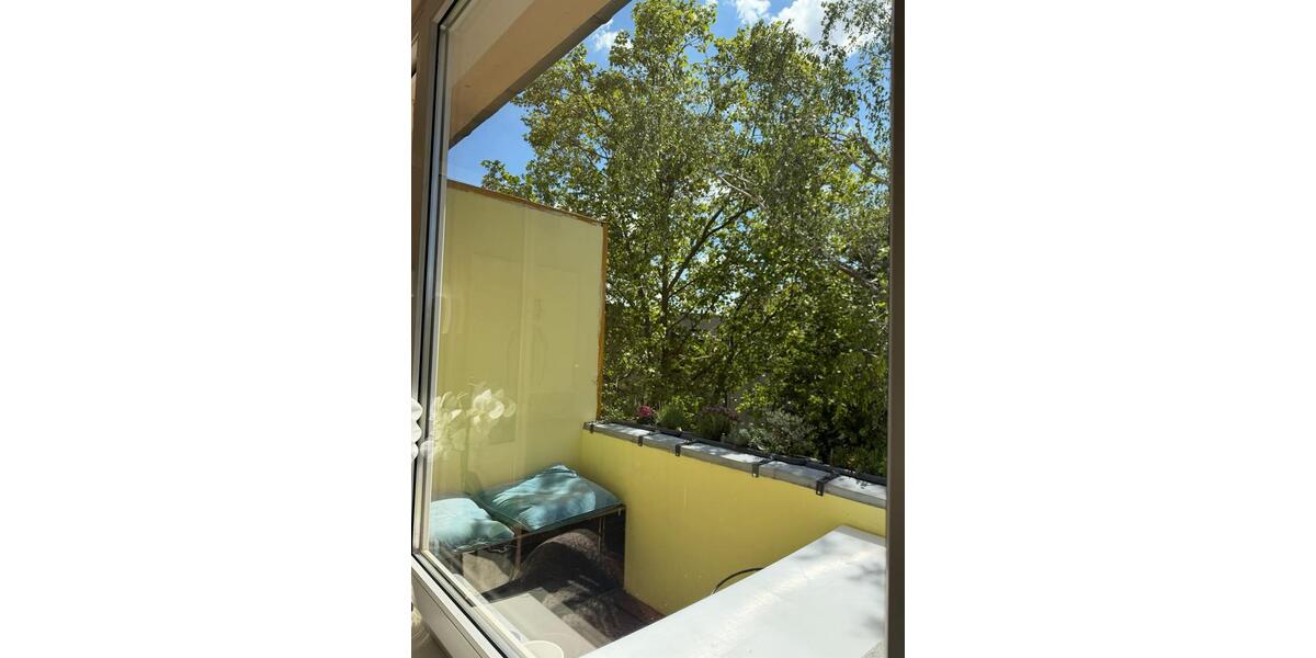 Dachgeschoßwohnung Berlin Mitte - 2.5 Zimmer, 70 m&sup2;, 415.000&euro; | Angebot:26730228