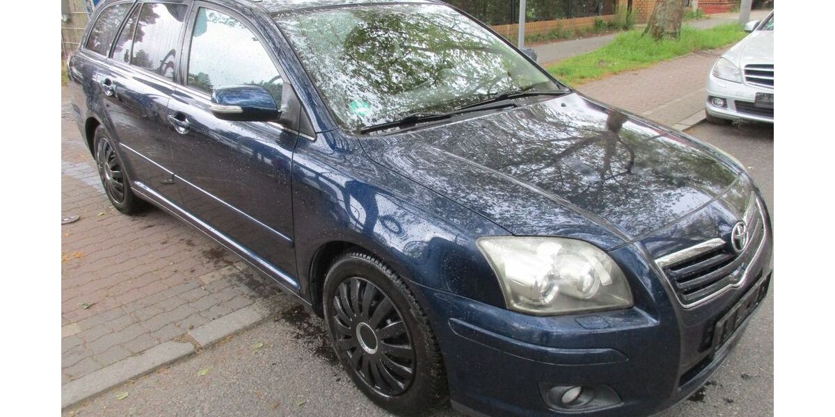 Toyota Avensis 252.000 km 1.950 &euro; Berlin 12357
