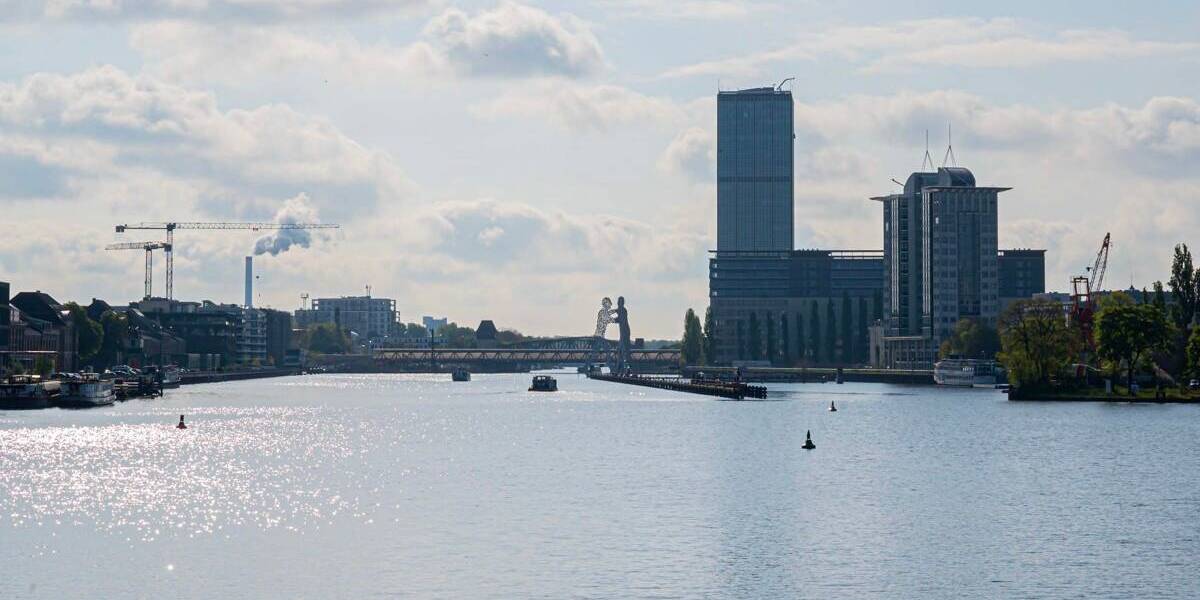 Etagenwohnung Berlin Friedrichshain - 3 Zimmer, 100 m&sup2;, 555.000&euro; | Angebot:25990448