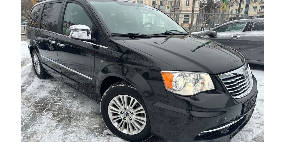 Lancia Voyager 183.000 km 10.888 &euro; Berlin / Pankow 13127