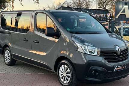 Renault Trafic 124.998 km 17.990 € Berlin 13127