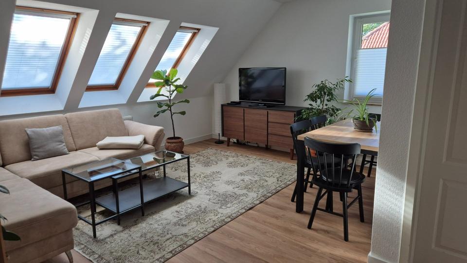 Dachgeschoßwohnung Hohen Neuendorf - 2 Zimmer, 45 m&sup2;, 988&euro; | Angebot:24463102