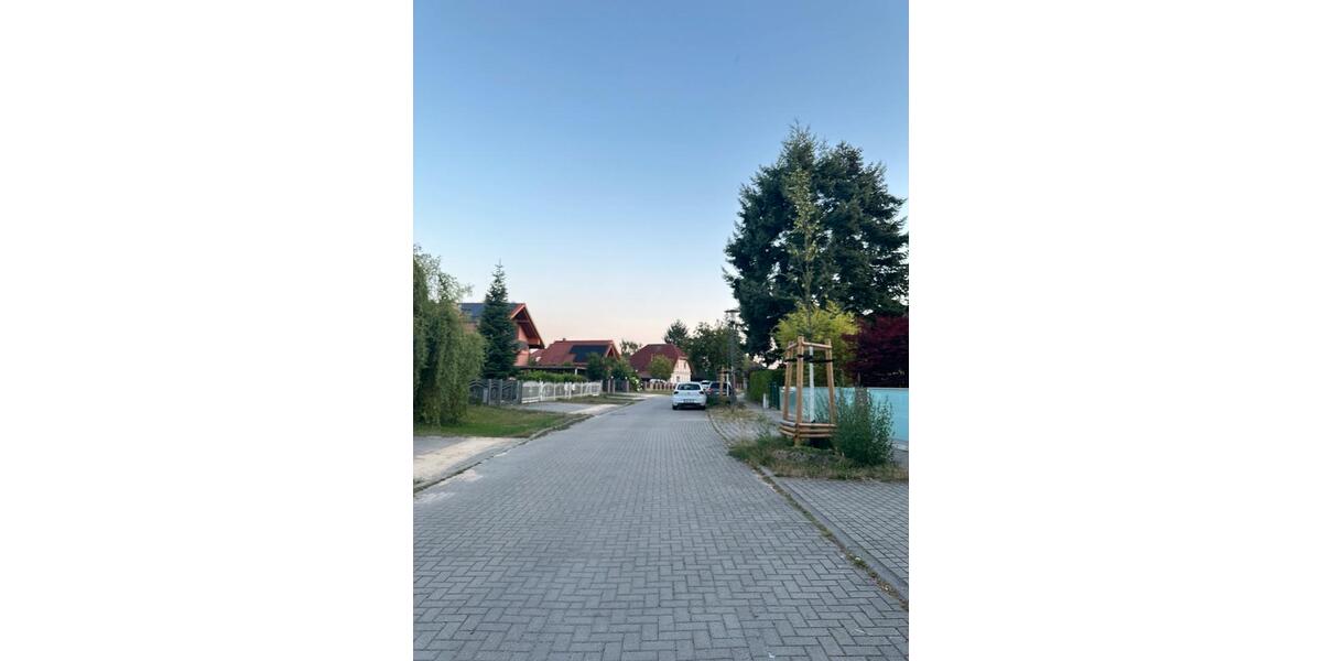 Einfamilienhaus Schönefeld - 7 Zimmer, 200 m&sup2;, 980.000&euro; | Angebot:27076750