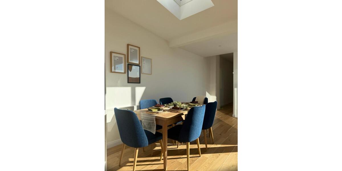 Dachgeschoßwohnung Berlin Mitte - 3.5 Zimmer, 155 m&sup2;, 2.850&euro; | Angebot:25904194