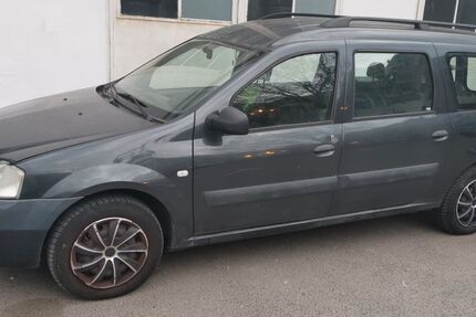Dacia Logan 200.000 km 1.499 &euro; Berlin 13405