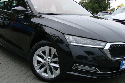 Skoda Octavia 2.0TDI First Edition, LED, ACC, Memory 48.521 km 22.980 &euro; Falkensee 14612