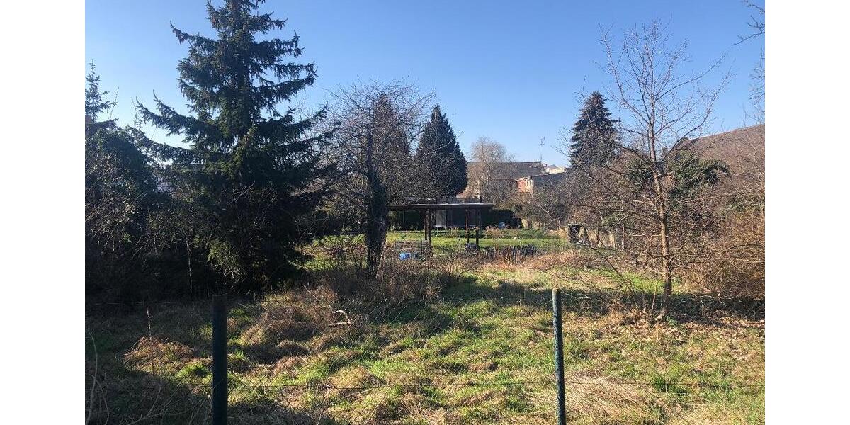 Reihenhaus Berlin Friedrichshain-Kreuzberg - 11 Zimmer, 240 m&sup2;, 175.000&euro; | Angebot:26093681