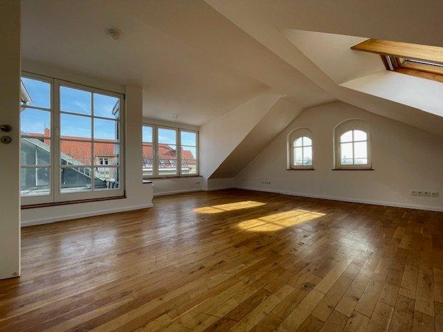 Dachgeschoßwohnung Berlin Marzahn-Hellersdorf - 3 Zimmer, 70 m&sup2;, 1.120&euro; | Angebot:26463883