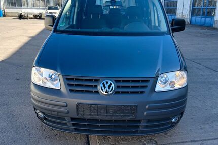 VW Caddy 123.100 km 7.980 &euro; Oranienburg 16515