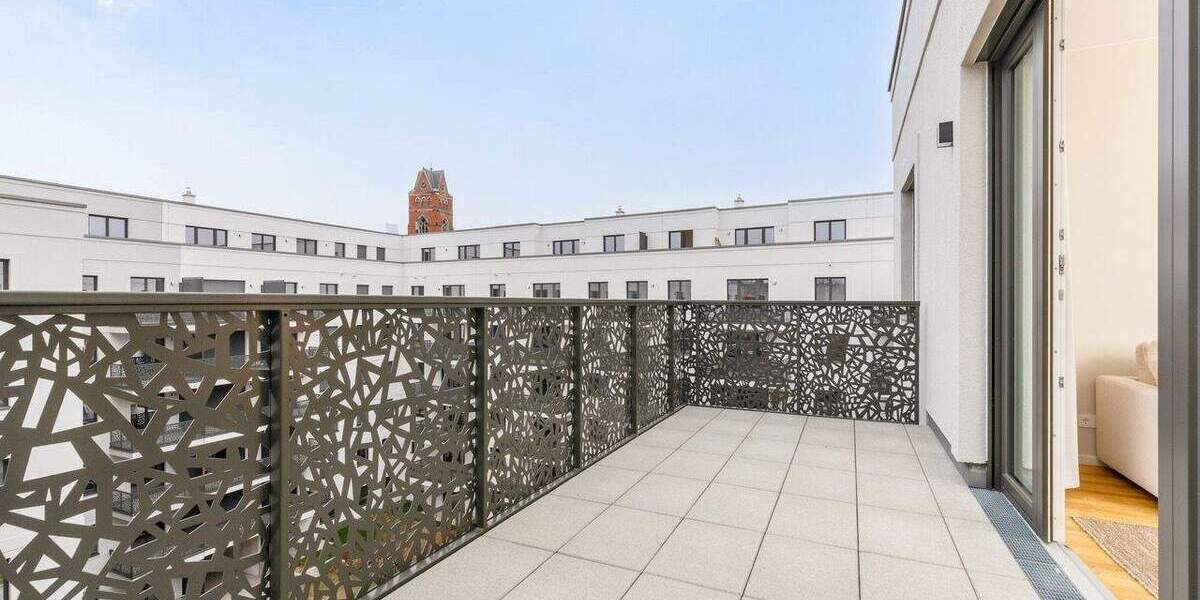 Etagenwohnung Berlin Friedrichshain - 3 Zimmer, 90 m&sup2;, 2.200&euro; | Angebot:25899169