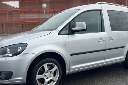 VW Caddy 336.000 km 6.700 &euro; Berlin 12057
