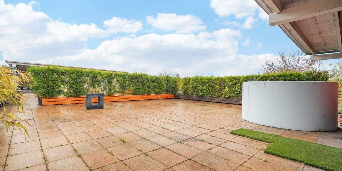 Einfamilienhaus Hennigsdorf - 2 Zimmer, 2.590.000&euro; | Angebot:25739624