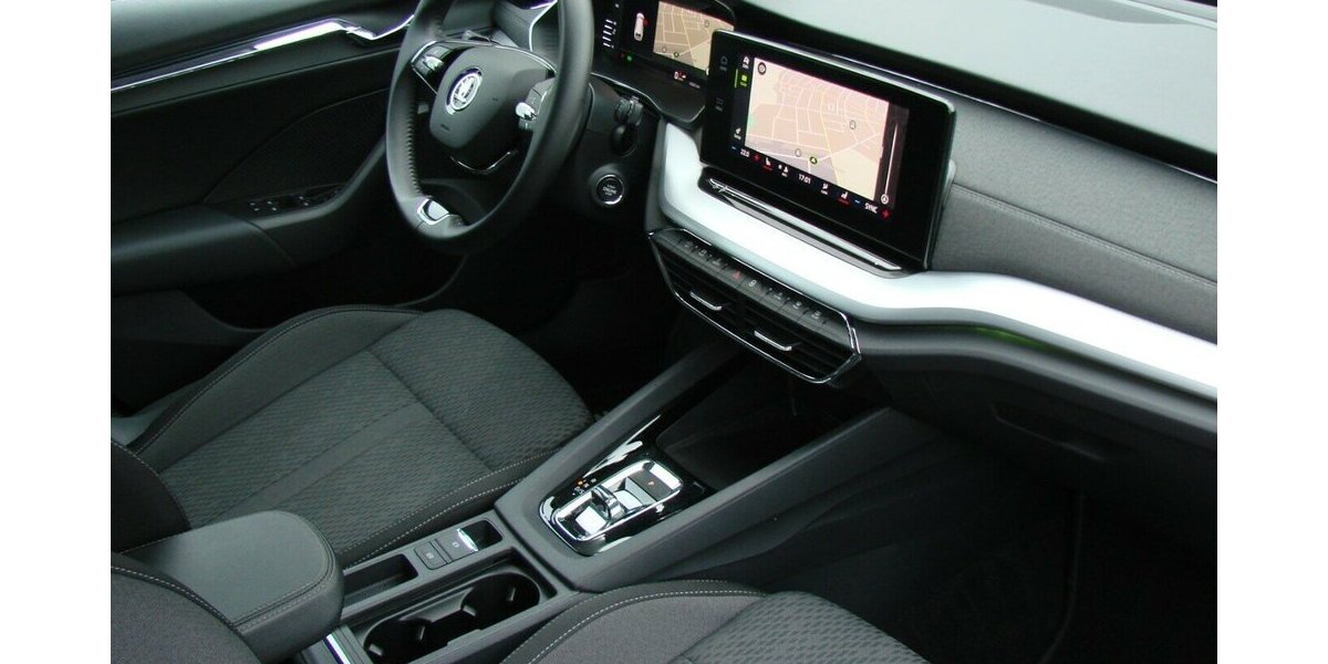 Skoda Octavia 2.0TDI First Edition, LED, ACC, Memory 48.521 km 22.480 &euro; Falkensee 14612