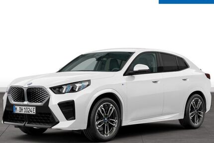 BMW iX2 17.518 km 51.680 &euro; Berlin 14057