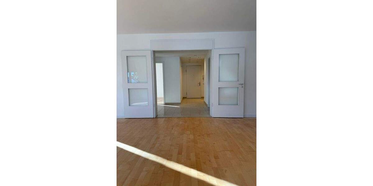 Etagenwohnung Berlin Lichterfelde - 3 Zimmer, 130 m&sup2;, 1.615&euro; | Angebot:24667398