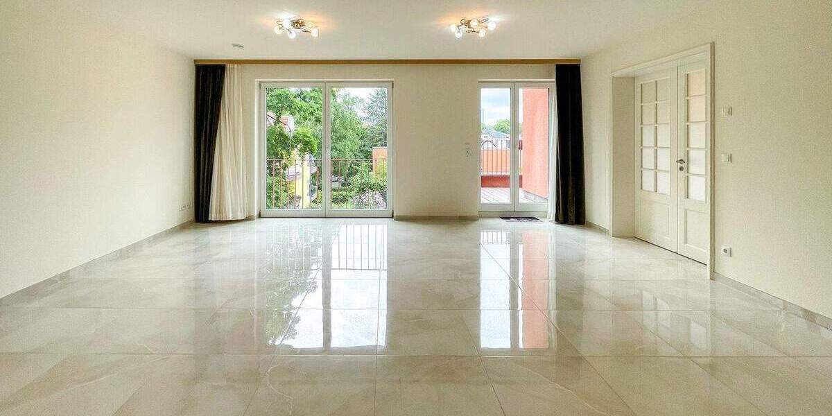 Etagenwohnung Berlin Lichterfelde - 5 Zimmer, 135 m&sup2;, 2.977&euro; | Angebot:25685198