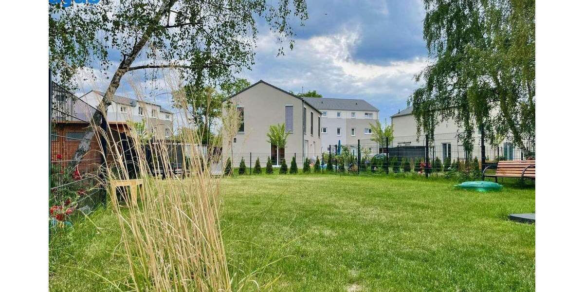 Doppelhaushälfte Berlin Altglienicke - 4 Zimmer, 134 m&sup2;, 2.200&euro; | Angebot:25821698
