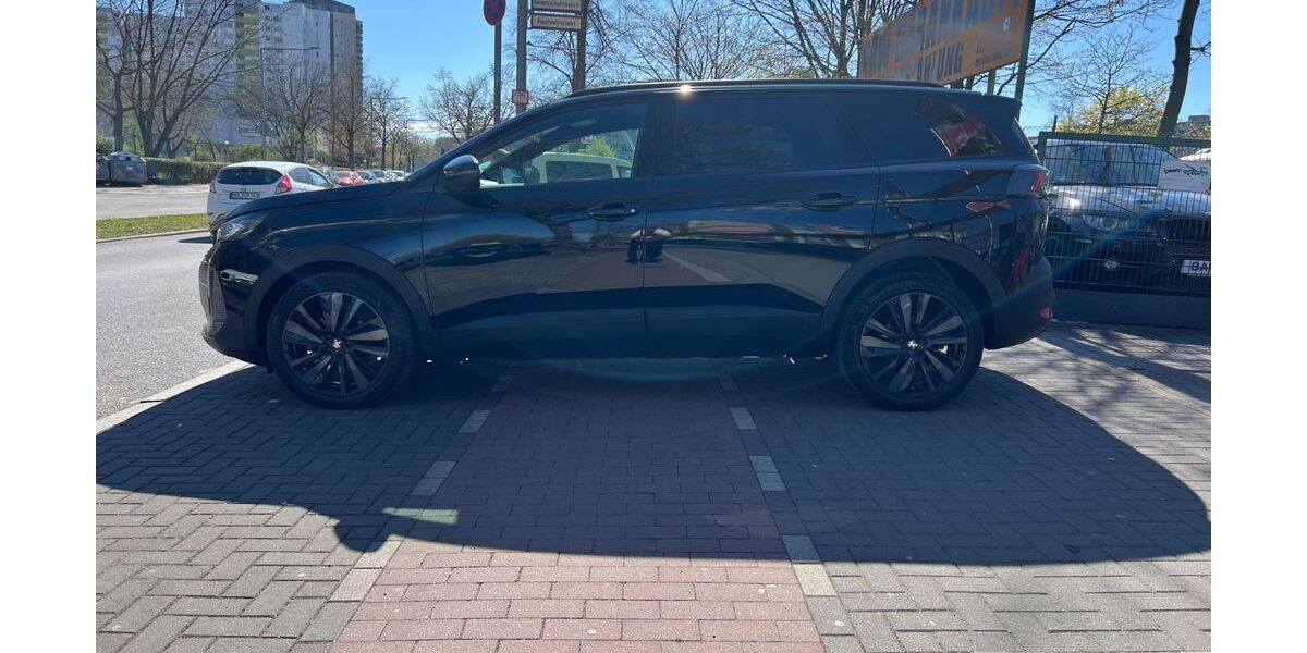 Peugeot 5008 29.000 km 23.900 &euro; Berlin 12353