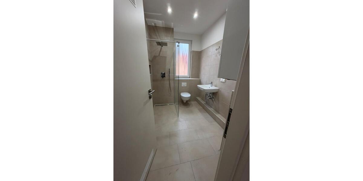 Etagenwohnung Berlin Reinickendorf - 3 Zimmer, 70 m&sup2;, 1.300&euro; | Angebot:25992476