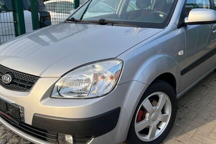 Kia Rio 131.000 km 2.790 &euro; Berlin Weißensee-Pankow 13086