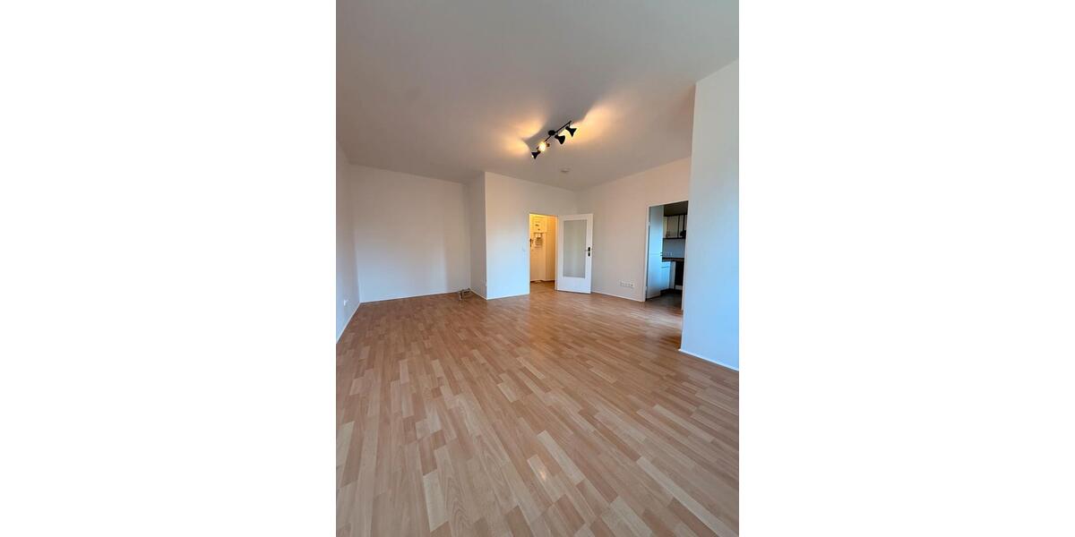 Erdgeschoßwohnung Berlin Neukölln - 1 Zimmer, 41 m&sup2;, 1.050&euro; | Angebot:25943214