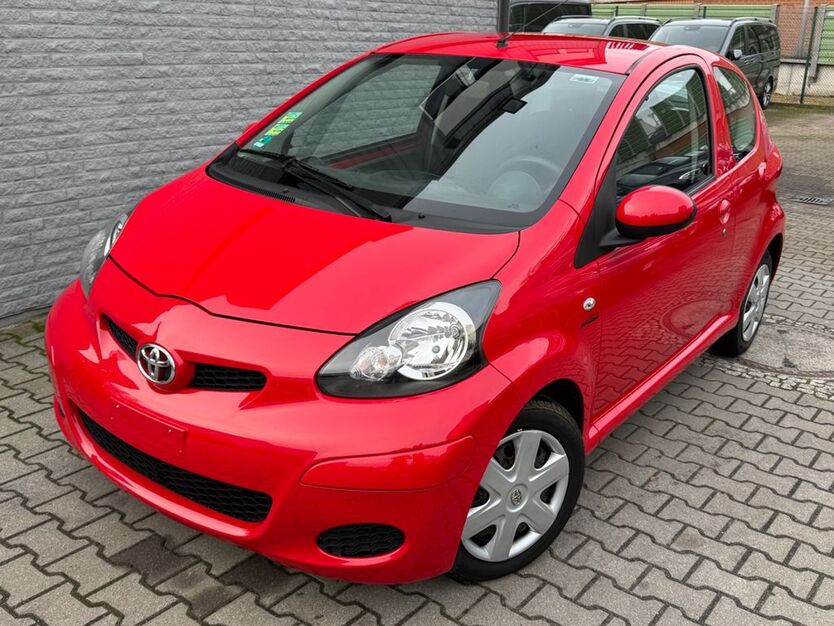 Toyota Aygo (X) 46.000 km 4.999 € Berlin, BRITZ 12347