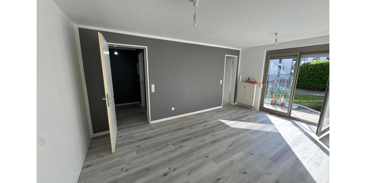 Erdgeschoßwohnung Schönefeld - 1 Zimmer, 35 m&sup2;, 800&euro; | Angebot:24869686