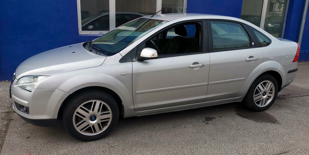 Ford Focus 160.000 km 999 &euro; Berlin 13405