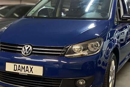 VW Touran 76.537 km 9.999 &euro; Berlin 10715