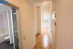 !! Diese wunderschöne Zwei-Zimmerwohnung wartet auf Sie !! EBK + Balkon + Stellplatz