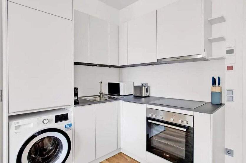 Voll möblierte, geräumige Wohnung in Berlin 2 zimmer