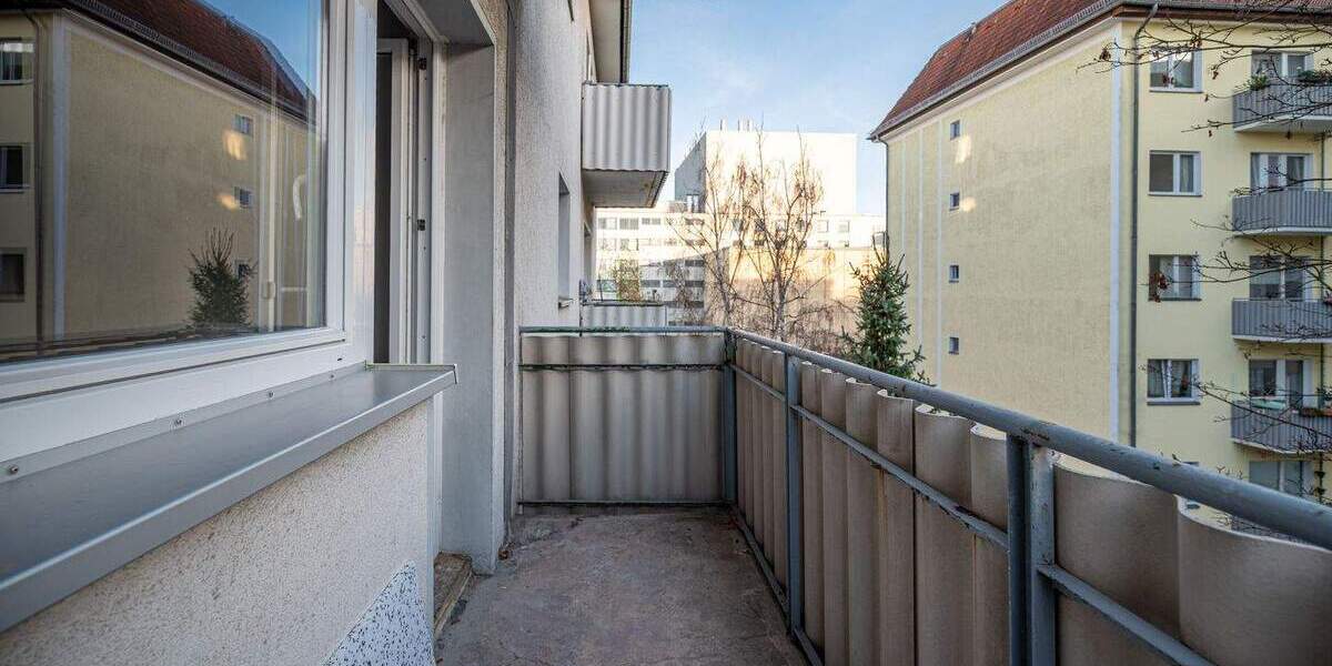 Etagenwohnung Berlin Charlottenburg - 3 Zimmer, 84 m&sup2;, 545.000&euro; | Angebot:24814312