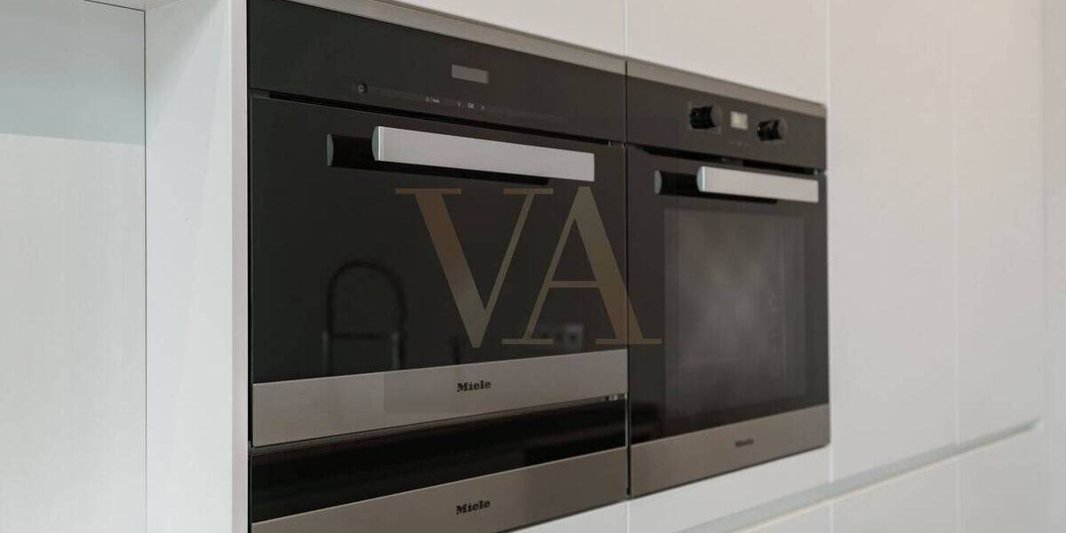 Prestige-Altbauwohnung in Bestlage neben dem KaDeWe 3 zimmer