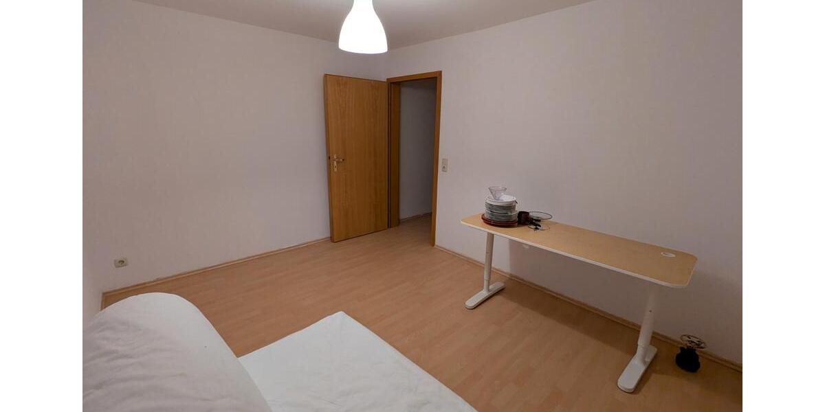 Erdgeschoßwohnung Berlin Mitte - 3 Zimmer, 52 m&sup2;, 140.000&euro; | Angebot:25991703