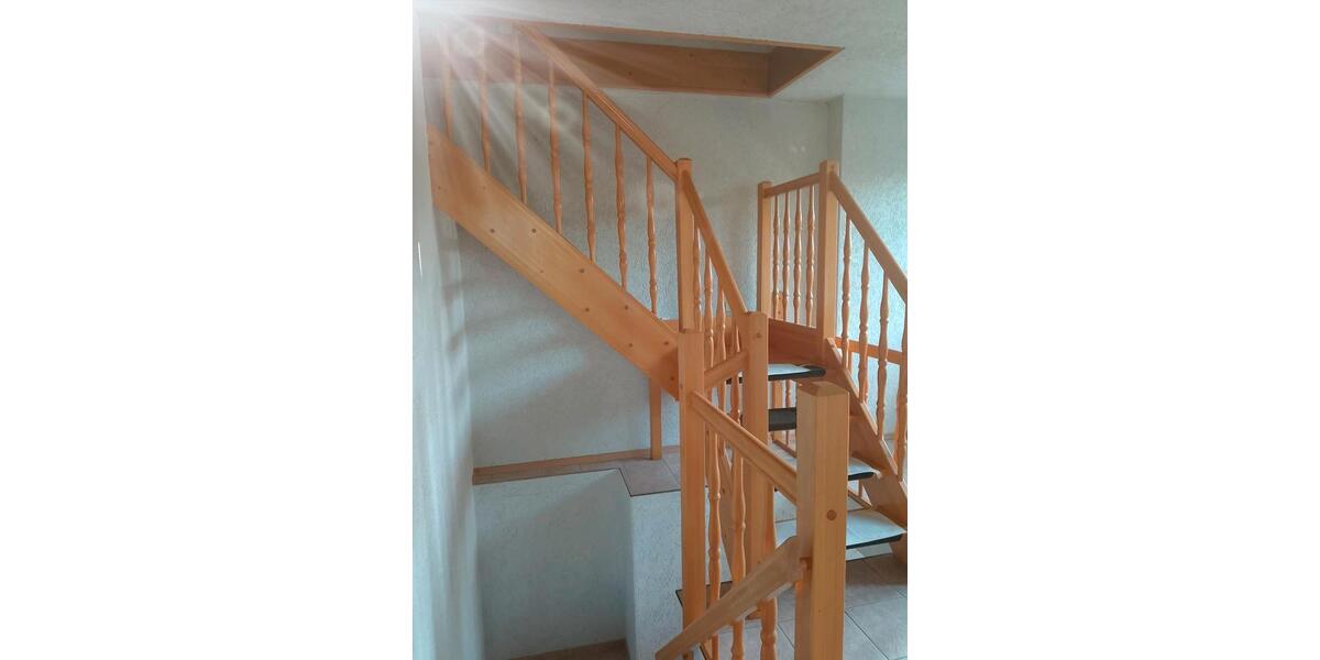 Etagenwohnung Ahrensfelde - 2 Zimmer, 140 m&sup2;, 1.500&euro; | Angebot:26398626