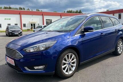 Ford Focus 68.000 km 8.000 &euro; Velten 16727