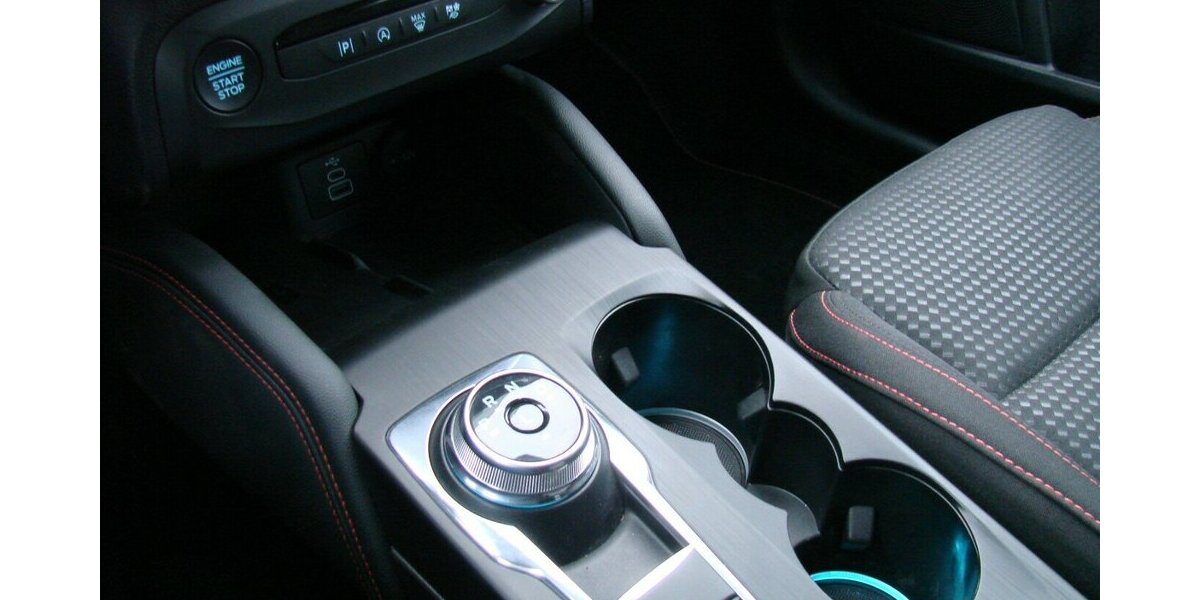 Ford Focus 1.5L TDCi ST-Line X ACC LED AHK HUD Bliss 12.043 km 24.980 &euro; Falkensee 14612