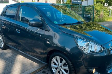 Mitsubishi Space Star 67.000 km 8.000 &euro; Berlin 12349