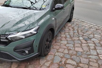 Dacia Jogger 25.000 km 18.700 &euro; Berlin 14199