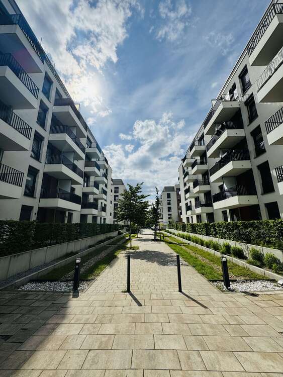 Wohnung zum Mieten in Berlin 1.499,33 € 69.13 m²