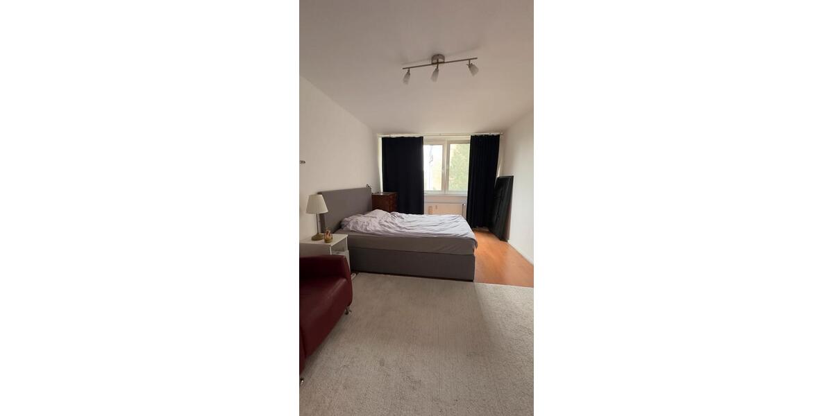 Etagenwohnung Berlin Friedrichshain-Kreuzberg - 2 Zimmer, 62 m&sup2;, 500&euro; | Angebot:25997547
