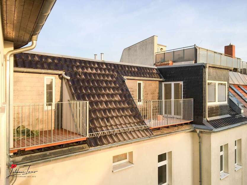 Stilvoller Dachgeschoss-Traum mit zwei Dachterrassen – bezugsfreie 2-Zimmer-Wohnung in Berlin-Grünau 2 zimmer
