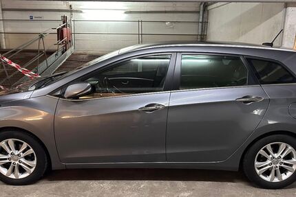 Hyundai i30 72.800 km 11.500 &euro; Berlin 13509